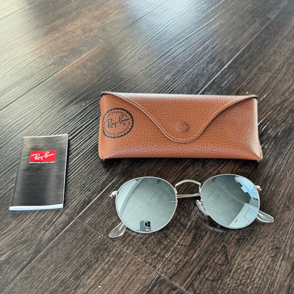 RAY BAN ROUND FLASH SUNGLASSES. RB 3447 019.